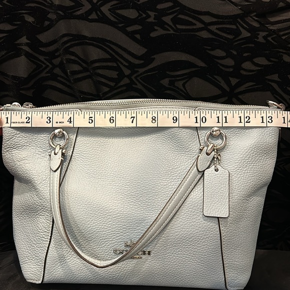 Stunning light blue Coach bag. - Picture 6 of 10